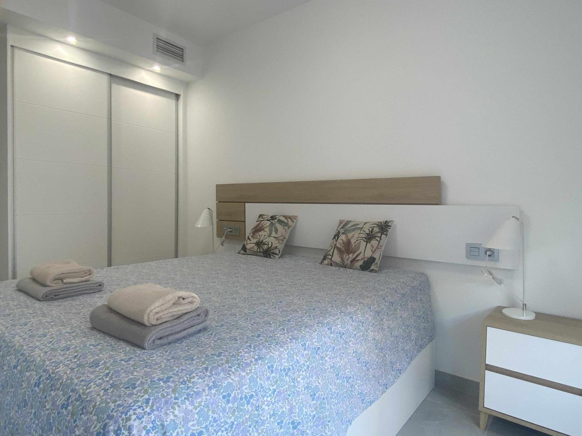 Moderno Apartamento A 200M De La Playa Torrevieja Bagian luar foto